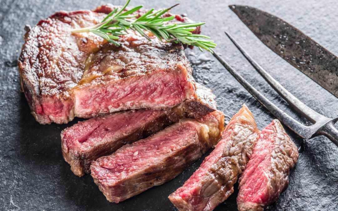 Steak und Schaumwein – klingt verrückt, oder?